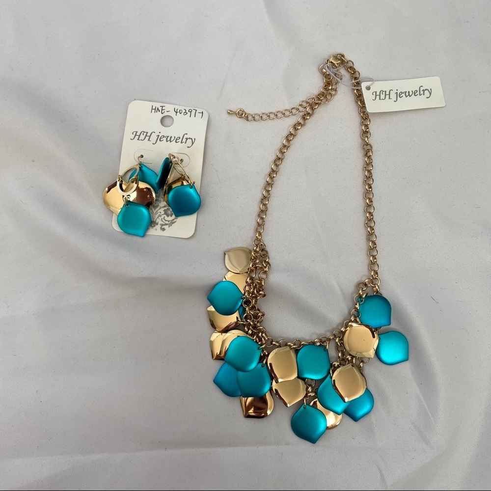 HH Jewelry Gold & Blue Earring Necklace Set NWT